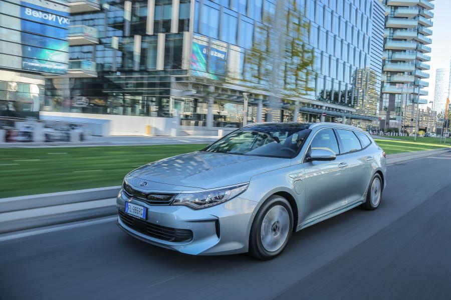  Kia Optima Sportswagon Plug-In Hybrid (JF) 2017 года  (WW) (фото 26 из 40)